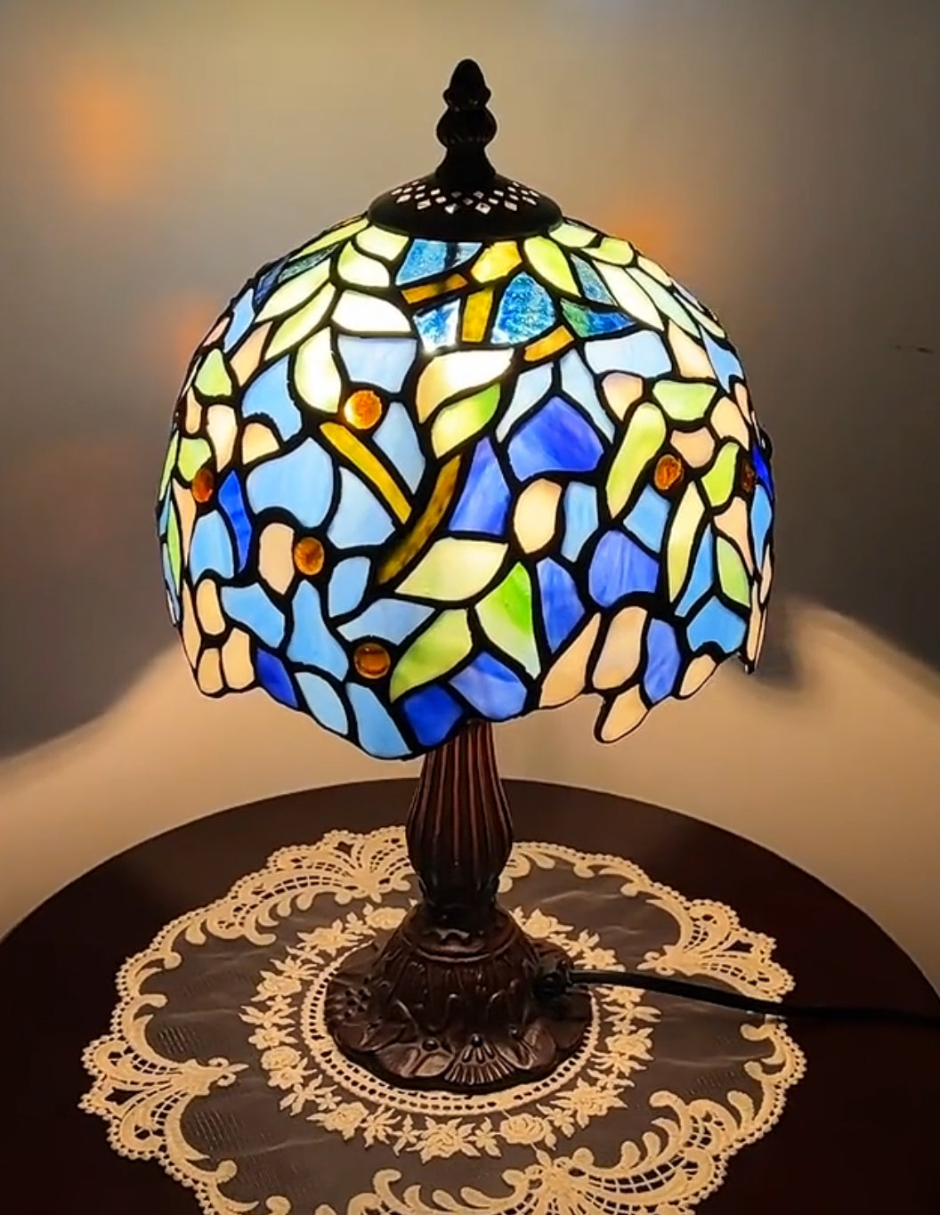Classical 8" Blue Wisteria Style Tiffany Mini Table Lamp Classical 8" Blue Wisteria Style Tiffany Mini Table Lamp