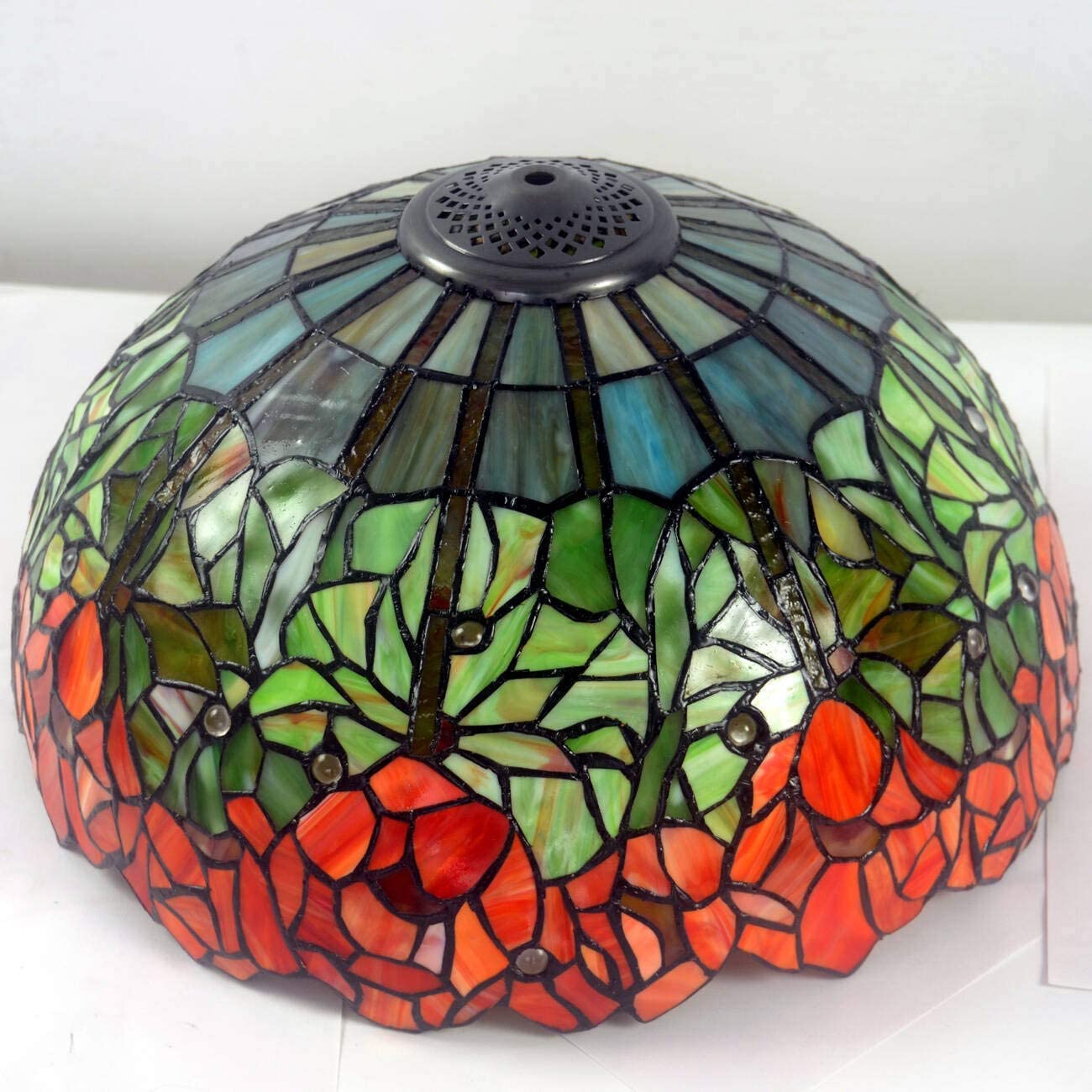 Large 16" Water Lily Style Stained Glass Tiffany Table Lamp Large 16" Water Lily Style Stained Glass Tiffany Table Lamp