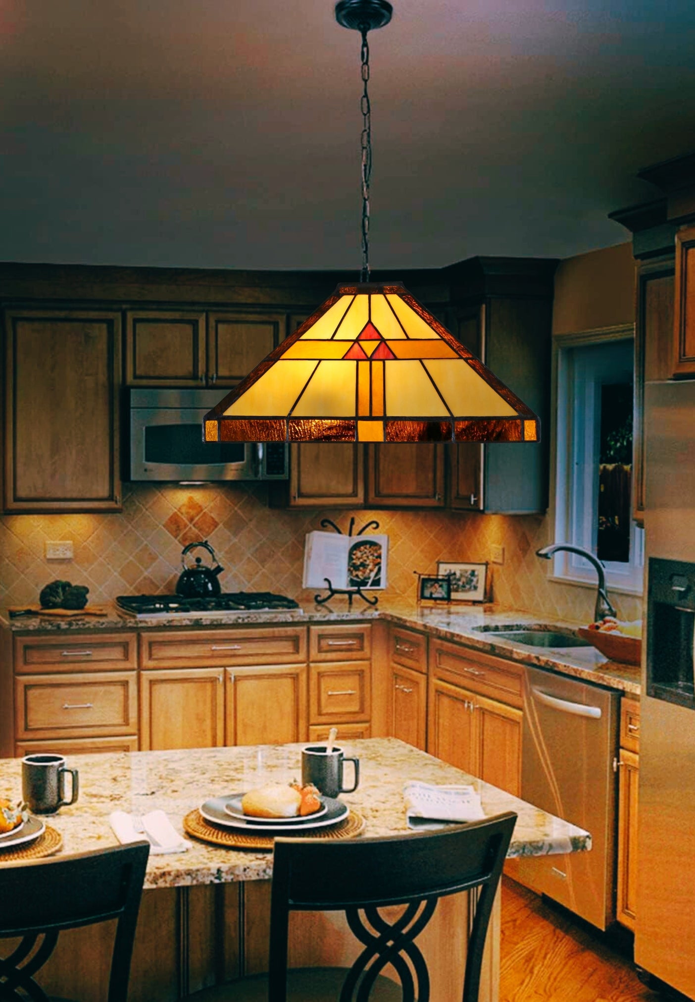 Large Mission Tiffany Style Pyramid pattern Pendant Light Large Mission Tiffany Style Pyramid pattern Pendant Light