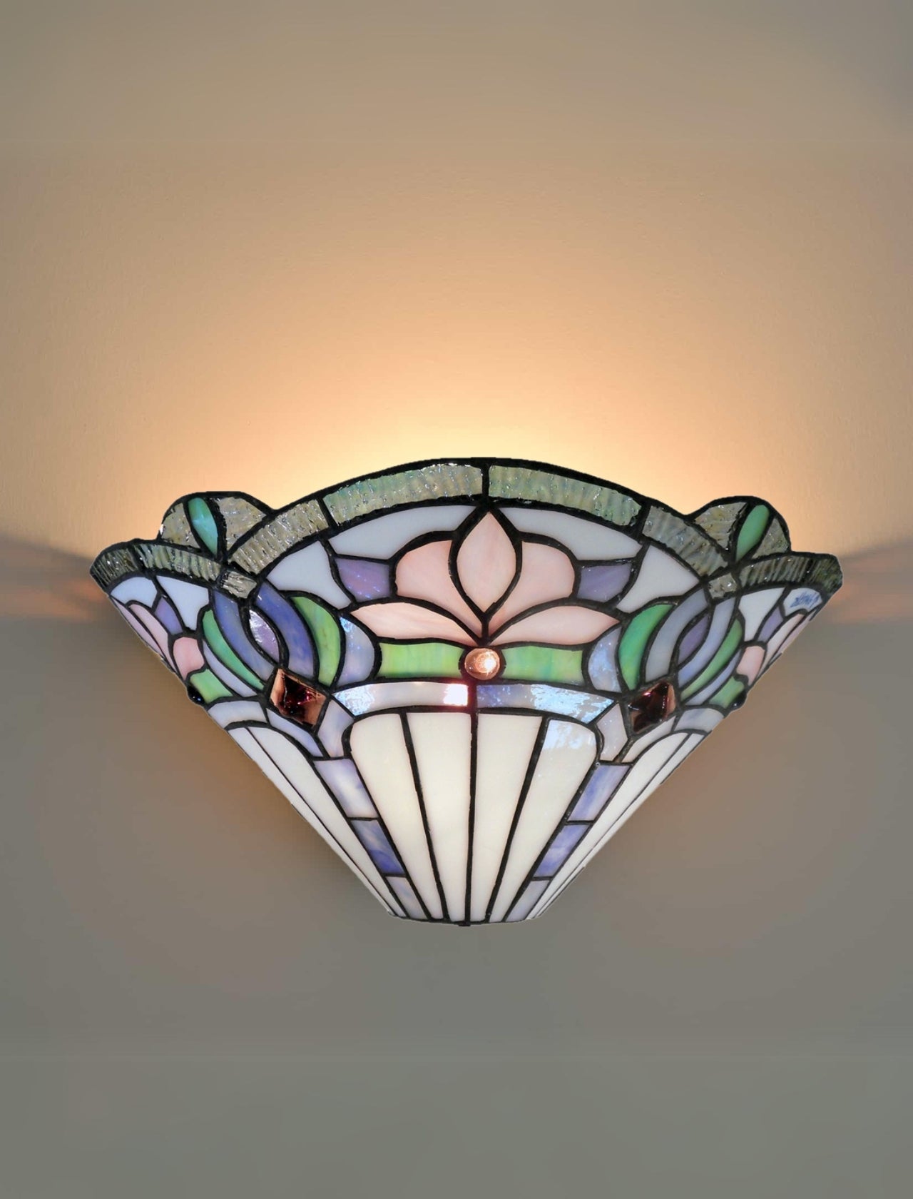 Amazing Water Lily Style Tiffany Wall Sconce Amazing Water Lily Style Tiffany Wall Sconce