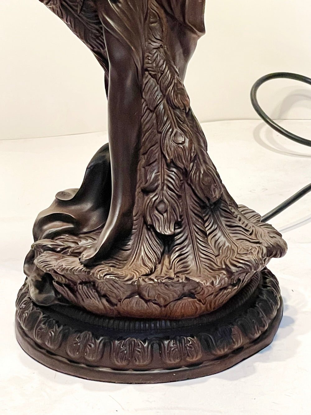 Huge 20" Red Tulip  Stained Glass Tiffany Table Lamp with Lady peacock Base Huge 20" Red Tulip  Stained Glass Tiffany Table Lamp with Lady peacock Base