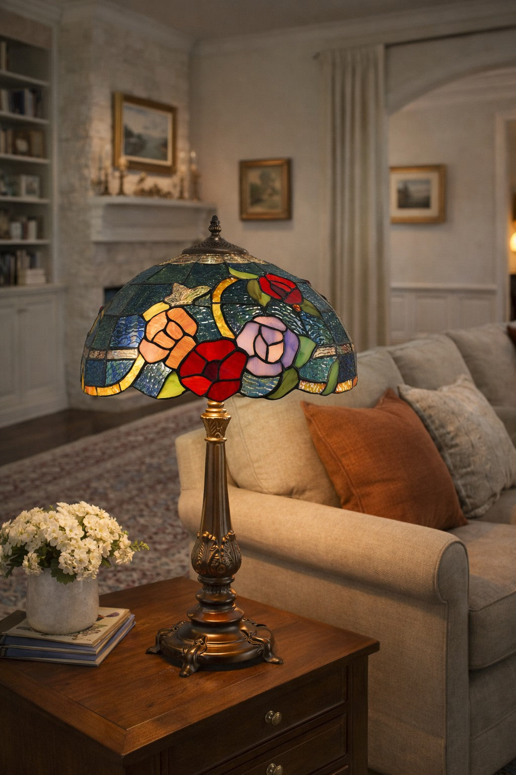 A romantic floral masterpiece inspired by timeless Tiffany artistry