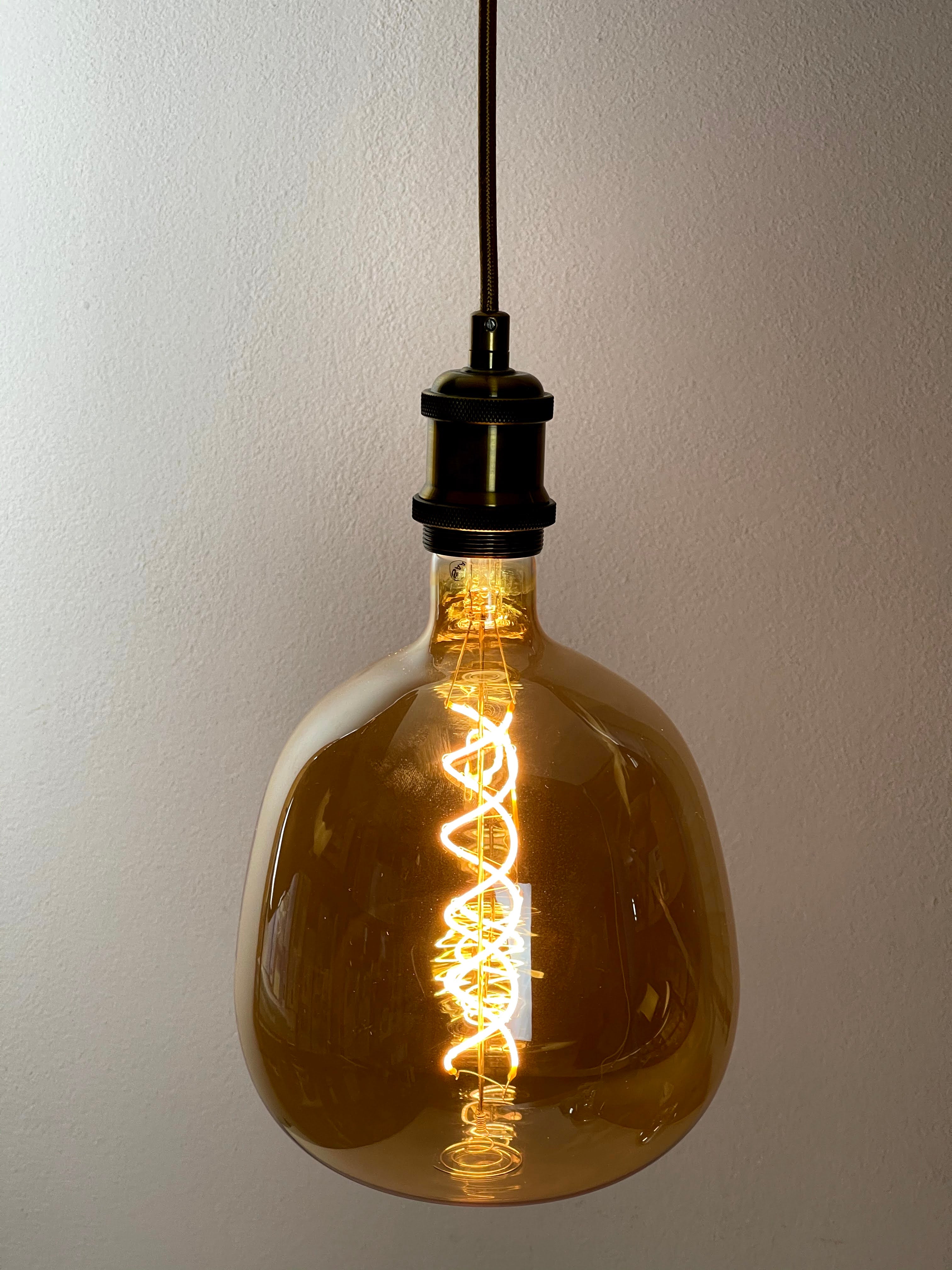 Brass Vintage LED Pendant Lights with Huge LED Globe Light Bulb Warm Light 4W E27