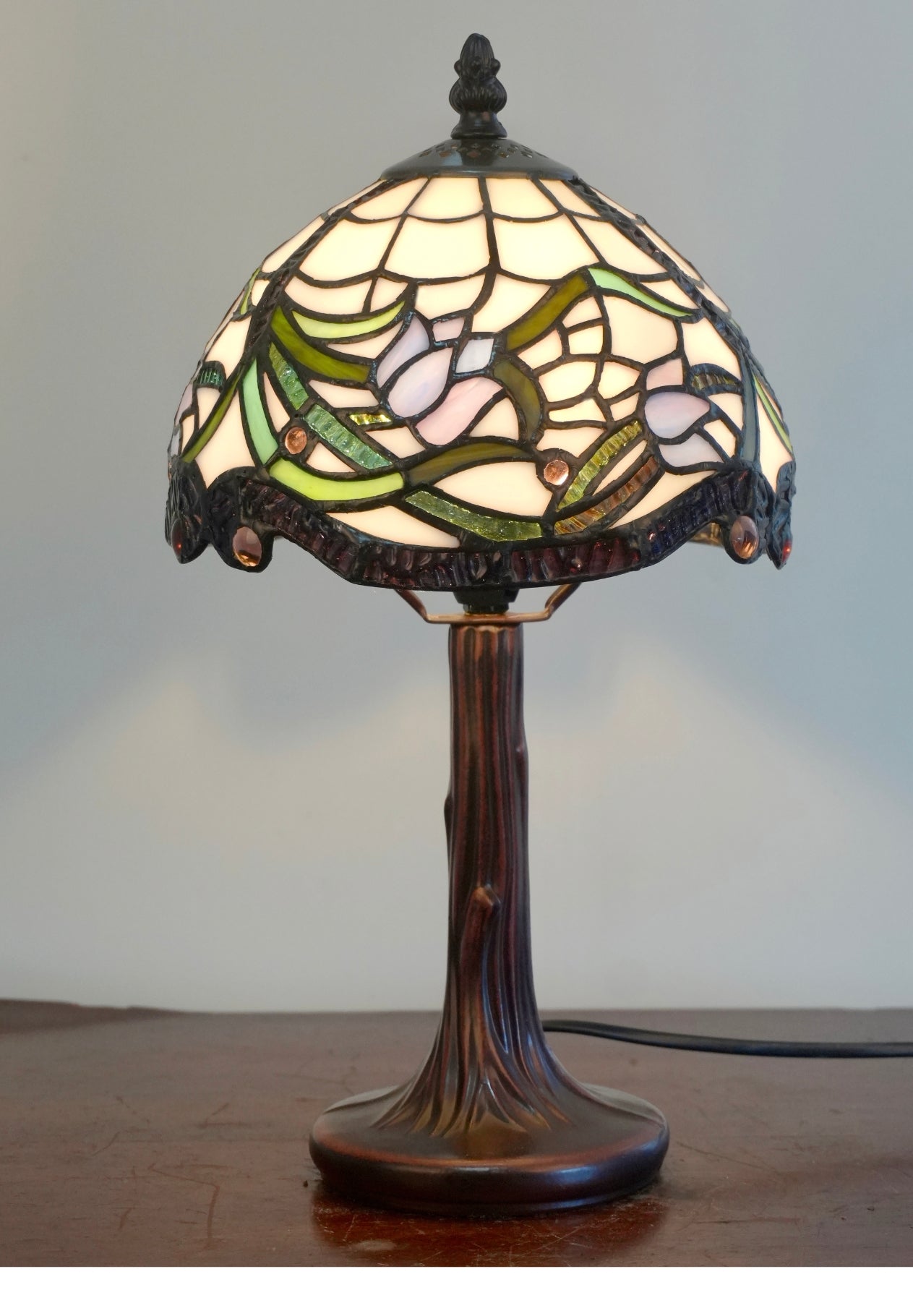 8-Inch Tulips in the Wind Tiffany-Style Small Table Lamp