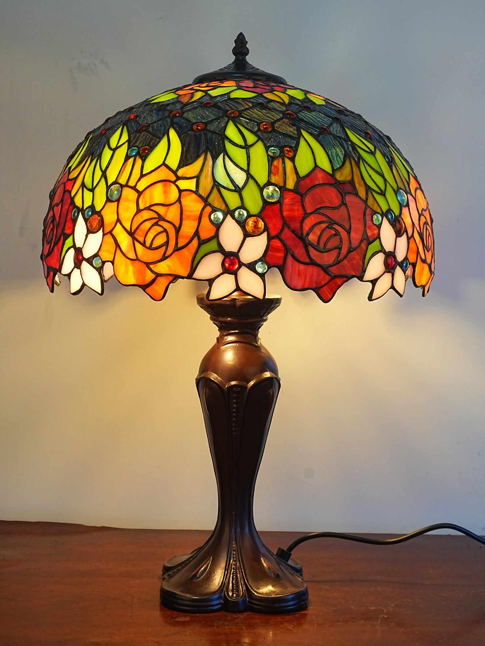 Premium 16" Rose Garden Stained Glass Tiffany Table Lamp