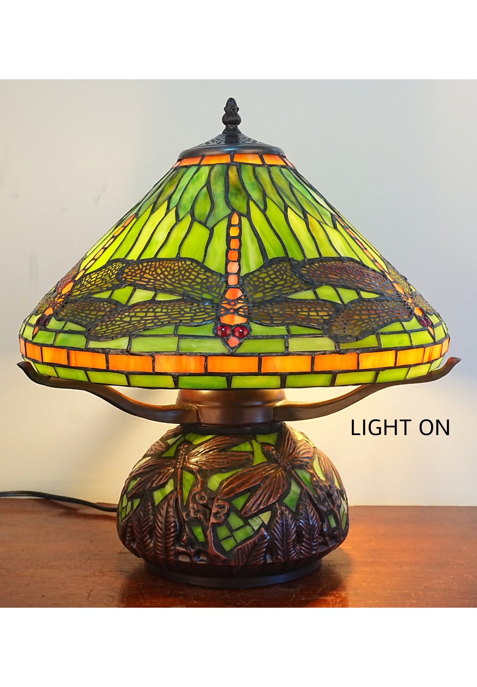 Premium 16" Green Dragonfly Tiffany Table Lamp with Mosaic Base
